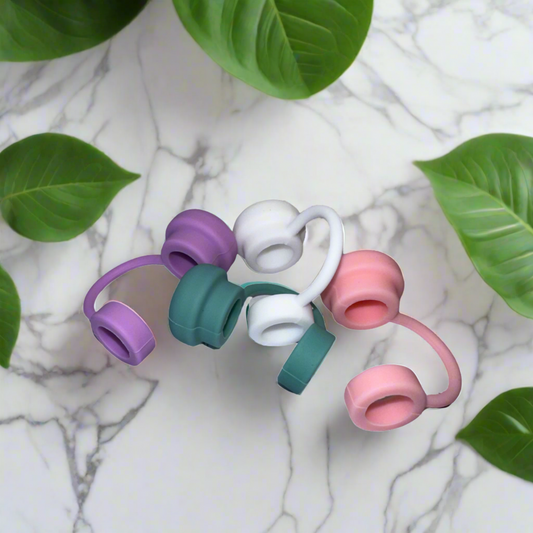 Silicone straw topper
